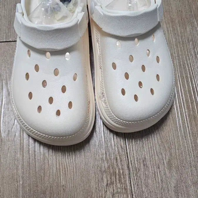 [BUNJANG] Clog Platform Slippers (4cm Heel) - New / 여성용 클로그 슬리퍼 (통굽 키높이) 미사용 새제품 판매합니다 크록스종류