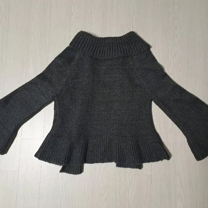 [BUNJANG] Riean New York Cardigan (Size 90) / 리안뉴욕 가디건(90)