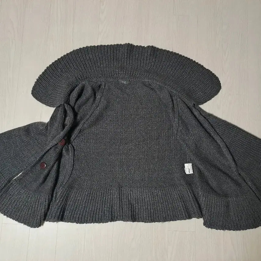 [BUNJANG] Riean New York Cardigan (Size 90) / 리안뉴욕 가디건(90)