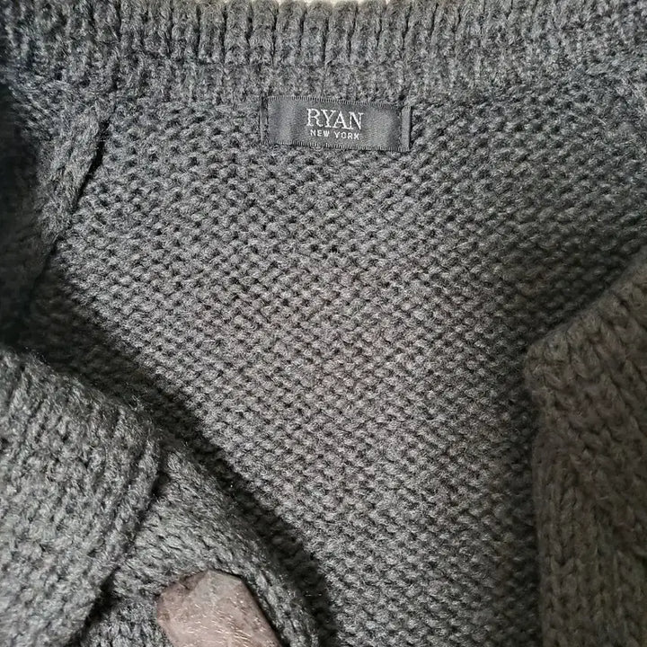 [BUNJANG] Riean New York Cardigan (Size 90) / 리안뉴욕 가디건(90)