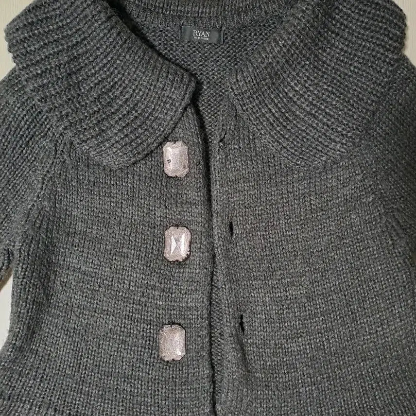 [BUNJANG] Riean New York Cardigan (Size 90) / 리안뉴욕 가디건(90)