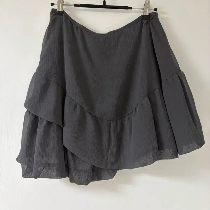 [BUNJANG] Volume Mini Skirt / 캐롤쇼페 볼륨 미니스커트