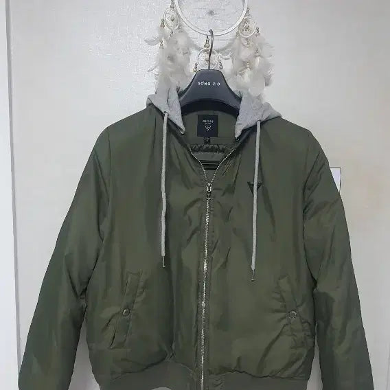 [BUNJANG] GUESS Hooded Down Padded Jacket / 게스 GUESS 후드 다운패딩