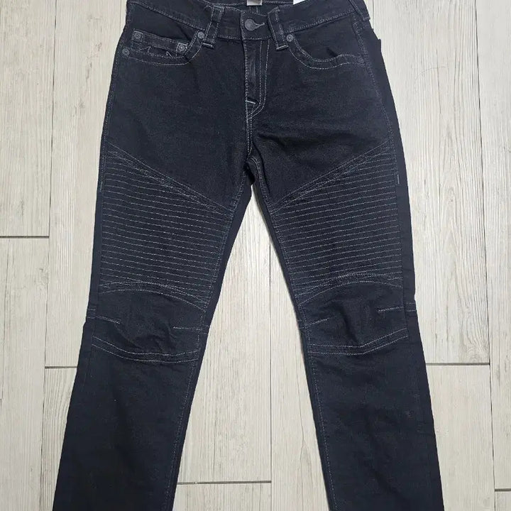 [BUNJANG] True Religion Black Jeans (Size 31) / 트루릴리젼 블랙진 (31)