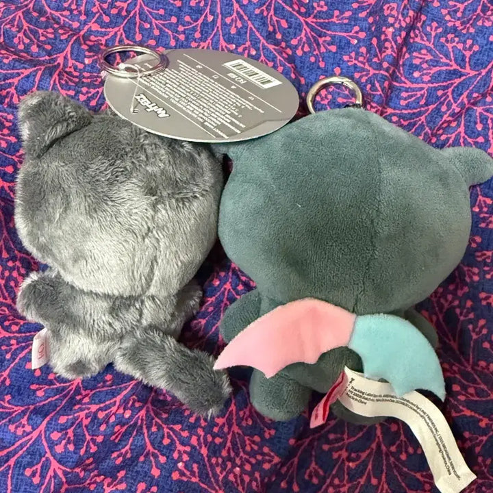 에이티즈 우영 인형 판매합니다.