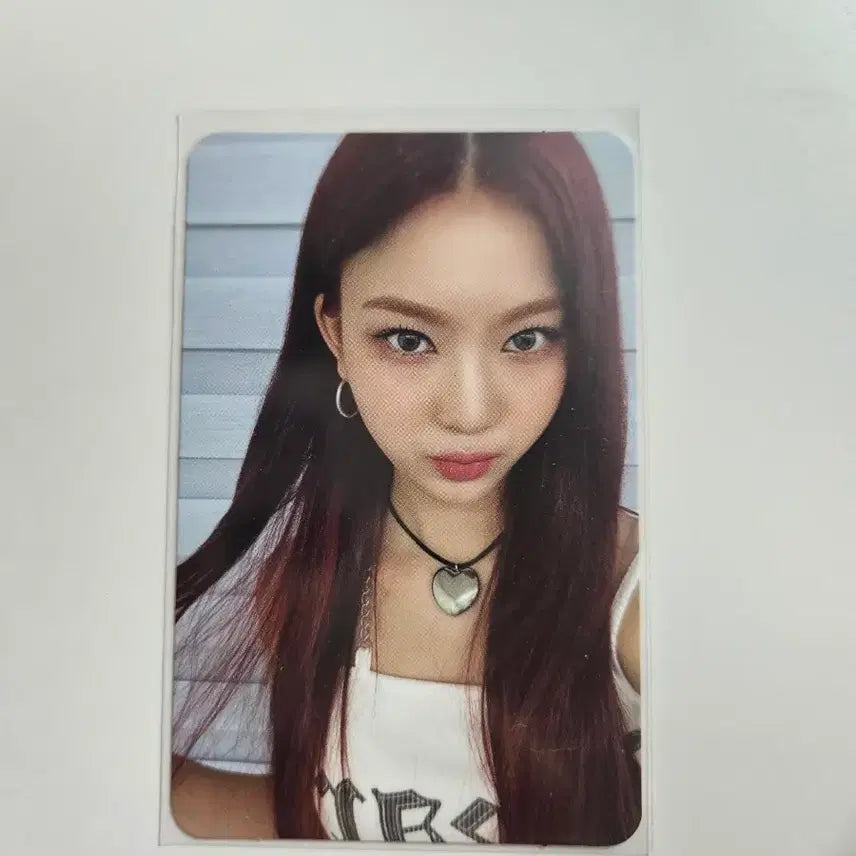 스테이씨 아이사 컴포즈 포카