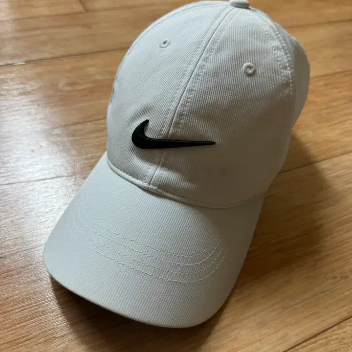 [BUNJANG] Nike Audi White Cap / 나이키 아우디 흰색 모자