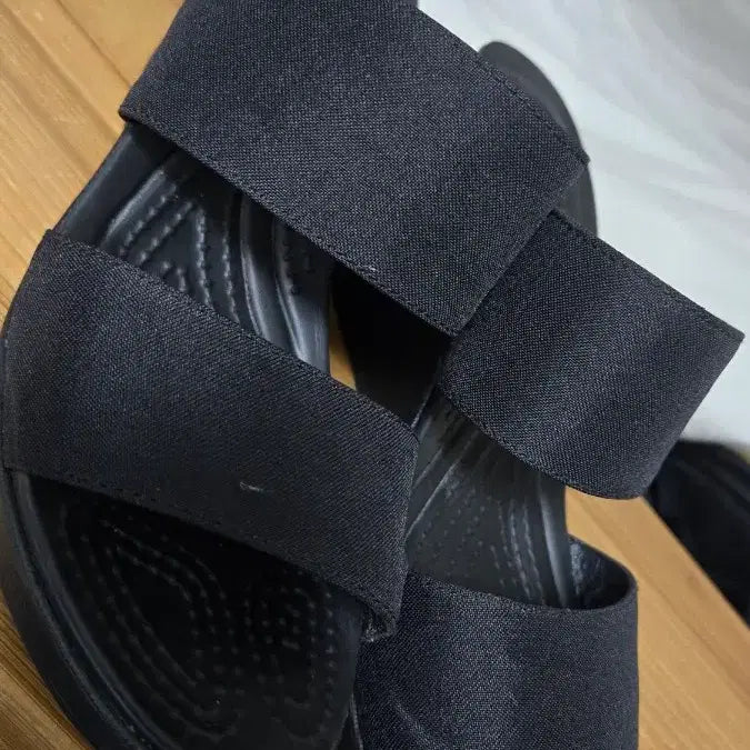 [BUNJANG] Crocs Wedge Heel / 크록스 투스트랩 240  웨지 크록스 힐