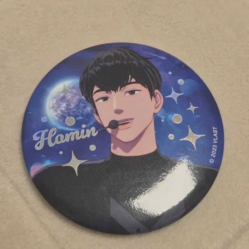 플레이브 하민 애니플러스 기다릴게 캔 뱃지