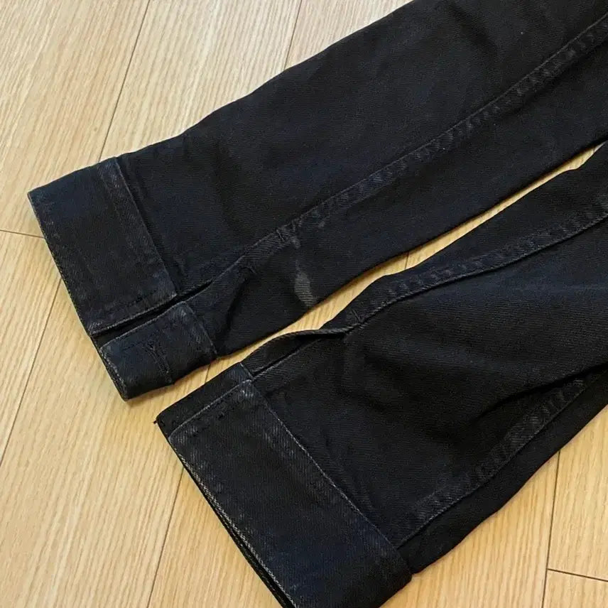 [BUNJANG] Maison Margiela Black Denim Trucker Jacket / 마르지엘라 블랙 데님 트러커 자켓 44