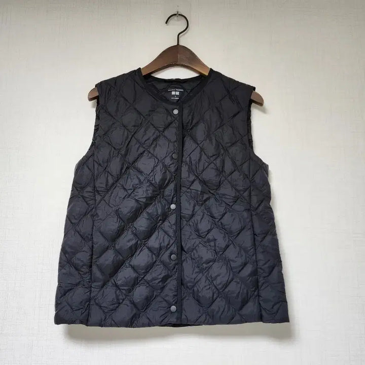 [BUNJANG] Uniqlo Warm Padded Diamond Vest Black S / 유니클로 웜패디드 다이아몬드 베스트 블랙 S
