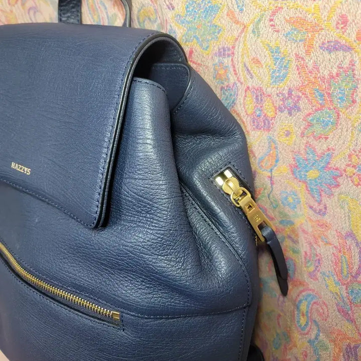 [BUNJANG] Hazzys Women's Navy Backpack / 해지스 여성 백팩