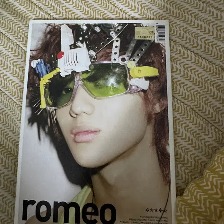 샤이니 로미오 뒷 커버 태민 앨범