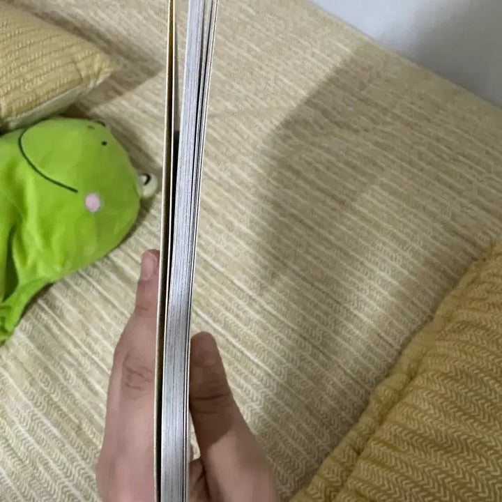 샤이니 로미오 뒷 커버 태민 앨범