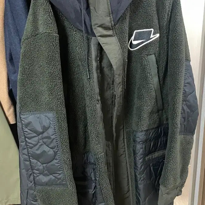 [BUNJANG] Nike Sherpa Long Coat - Khaki / 나이키 쉐르파 롱 코트 카키