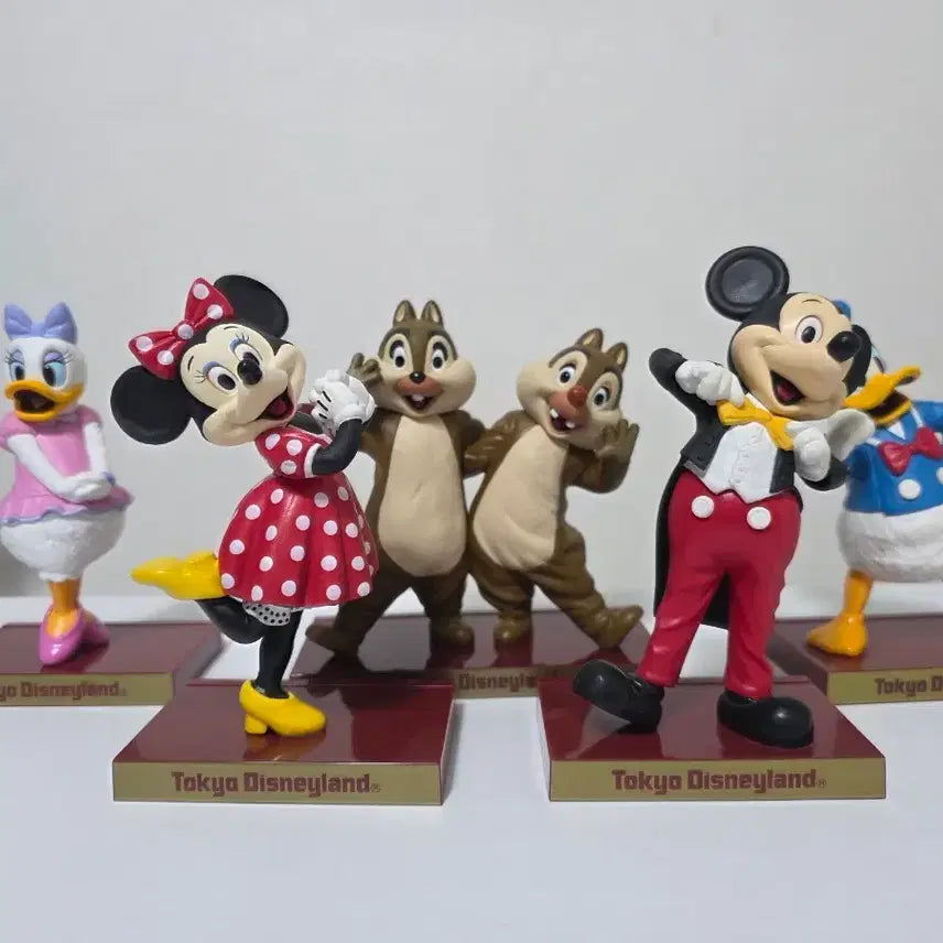 [BUNJANG] Tokyo Disneyland Figure Set / 도쿄 디즈니랜드 피규어 세트