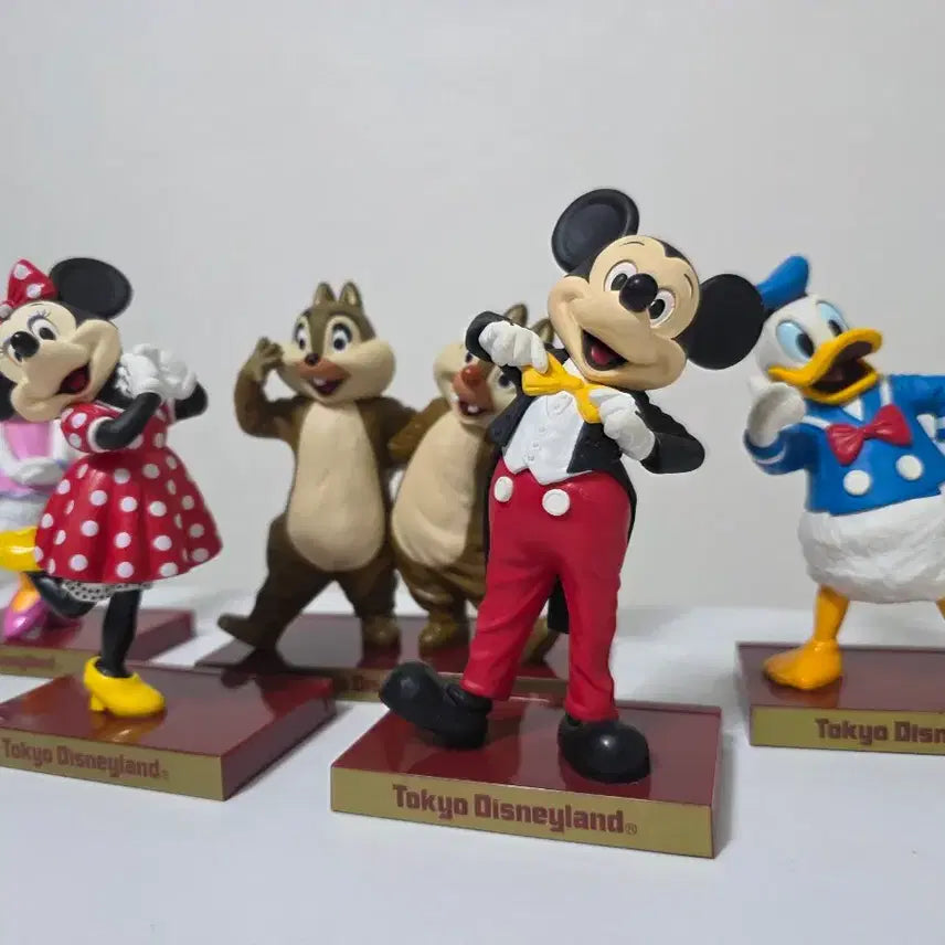 [BUNJANG] Tokyo Disneyland Figure Set / 도쿄 디즈니랜드 피규어 세트