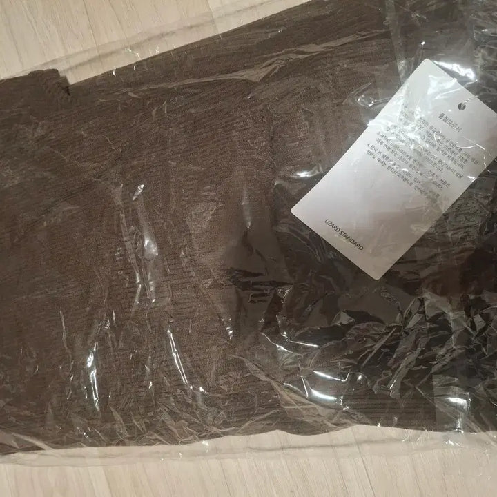 [BUNJANG] Corduroy Trousers / 새상품)골덴 브라운 바지 코듀로이 직물 핀턱 디자인 에이블리 교신