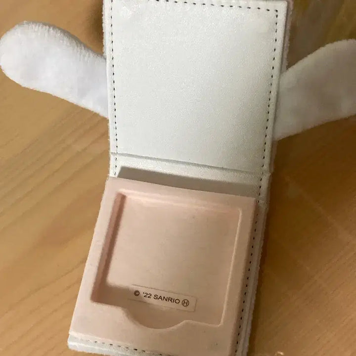 [BUNJANG] Paul & Joe Cinnamoroll Cosmetic Case / 폴앤조 시나모롤 케이스