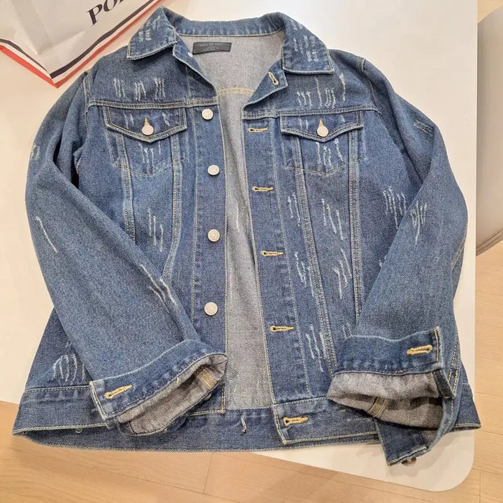 [BUNJANG] CROSS JEANS CO Distressed Denim Jacket Oversized / the CROSS JEANS.CO 데미지 청자켓입니다오버핏 스타일로 편