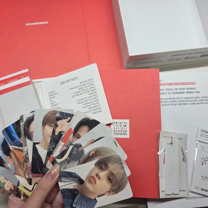 급처/포카포함)세븐틴 2025 시즌그리팅 전체구성 포카포함