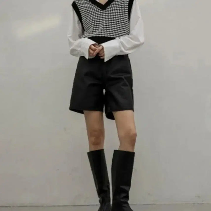 [BUNJANG] NAIN Pattern Crop Knit Vest / NAIN 패턴 크롭 니트 조끼