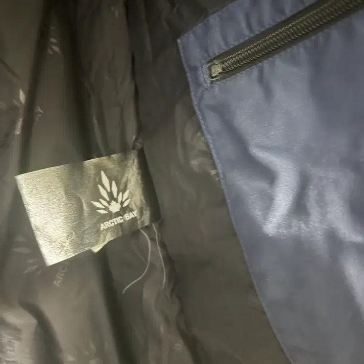 [BUNJANG] Arctic Bay Women's Padded Jacket (Size S) / 아틱베이 여성 패딩 s사이즈