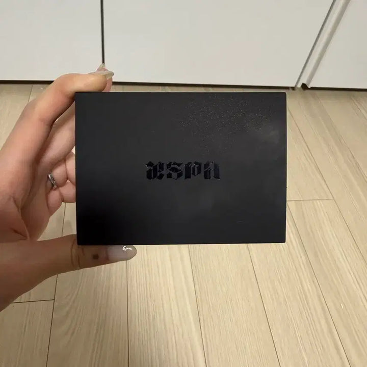 에스파 더티워크 크루링 버전