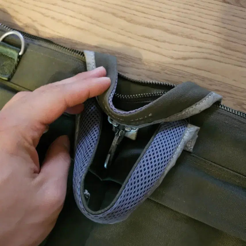 [BUNJANG] Blankof Olive Helmet Bag / 블랭코브 헬멧백 올리브