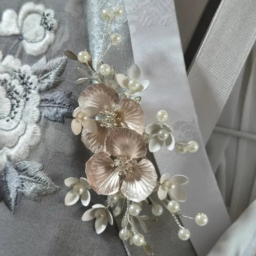 [BUNJANG] Unworn Women's Hanbok Set / 여성한복세트