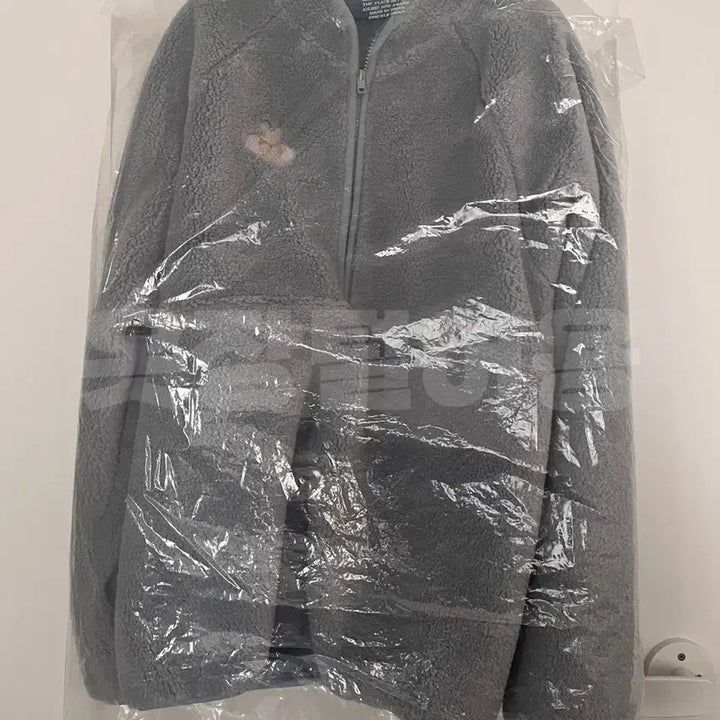 [BUNJANG] Butter Needlepoint Fleece / 새상품+택포)프레클 butter needlepoint fleece