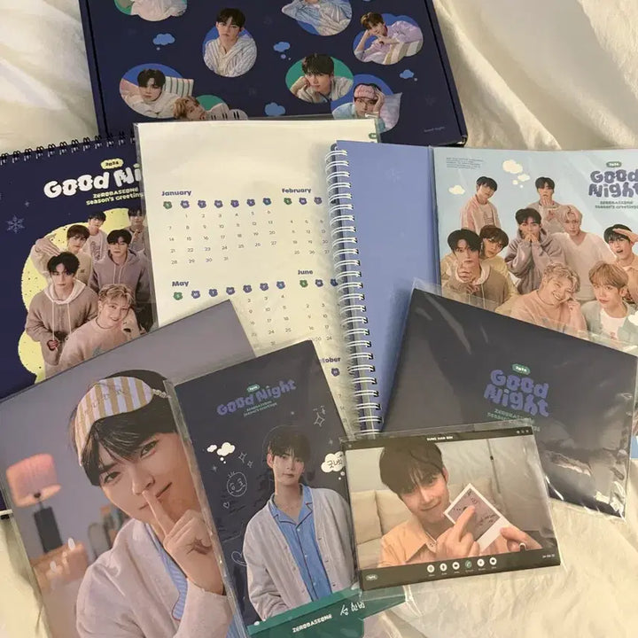 제로베이스원 2024 시즌그리팅 시그