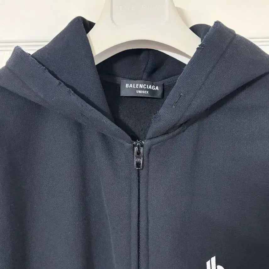 [BUNJANG] Balenciaga TikTok Logo Hoodie Black / (3) 발렌시아가 틱톡 로고 후드 집업 블랙
