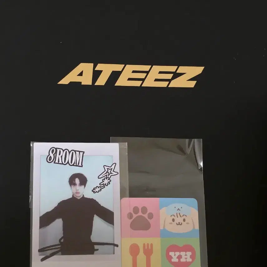 에이티즈 윤호 폴라로이드 푸덩이 스티커 일괄