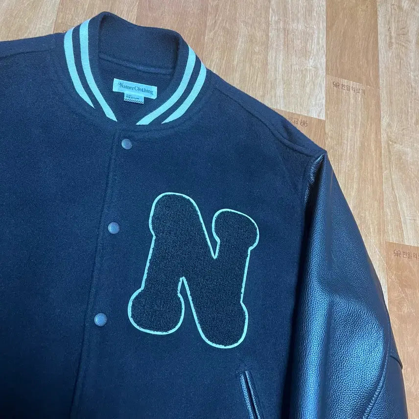 [BUNJANG] M Varsity Jacket Black / [M] 네이머클로딩 바시티 자켓 블랙