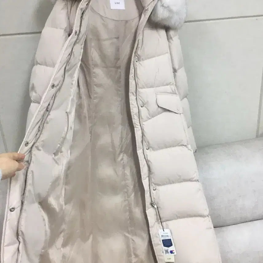 [BUNJANG] LIST Saga Fox Fur Goose Down Long Padded Coat / (새상품)(구매가99만원)FW24년/ LIST  사가폭스퍼 구스다운롱패딩