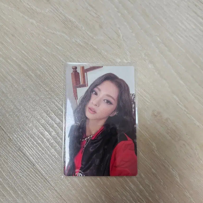 프로미스나인 이나경 포카