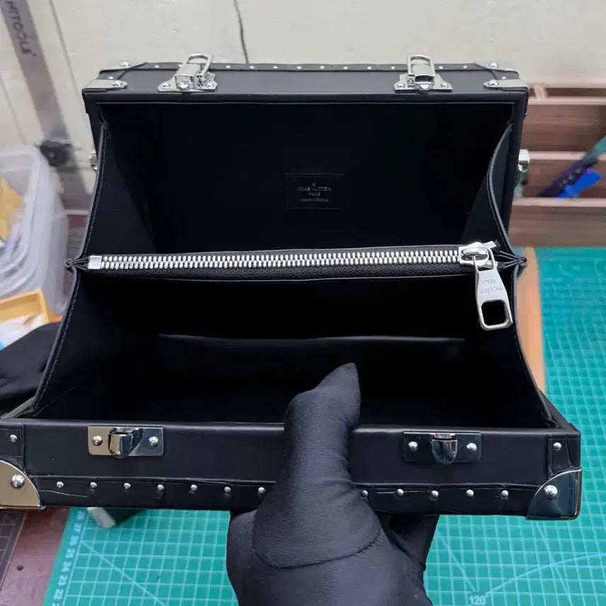 [BUNJANG] LV Trunk Handbag Shoulder Bag / 트렁크 정품 LV 핸드백으로 제작되었습니다(리품)