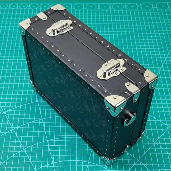 [BUNJANG] LV Trunk Handbag Shoulder Bag / 트렁크 정품 LV 핸드백으로 제작되었습니다(리품)