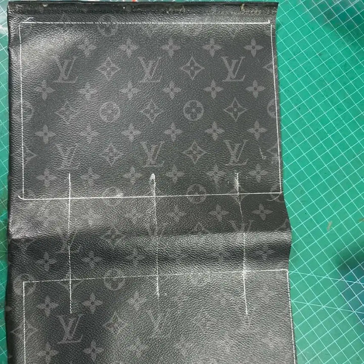 [BUNJANG] LV Trunk Handbag Shoulder Bag / 트렁크 정품 LV 핸드백으로 제작되었습니다(리품)