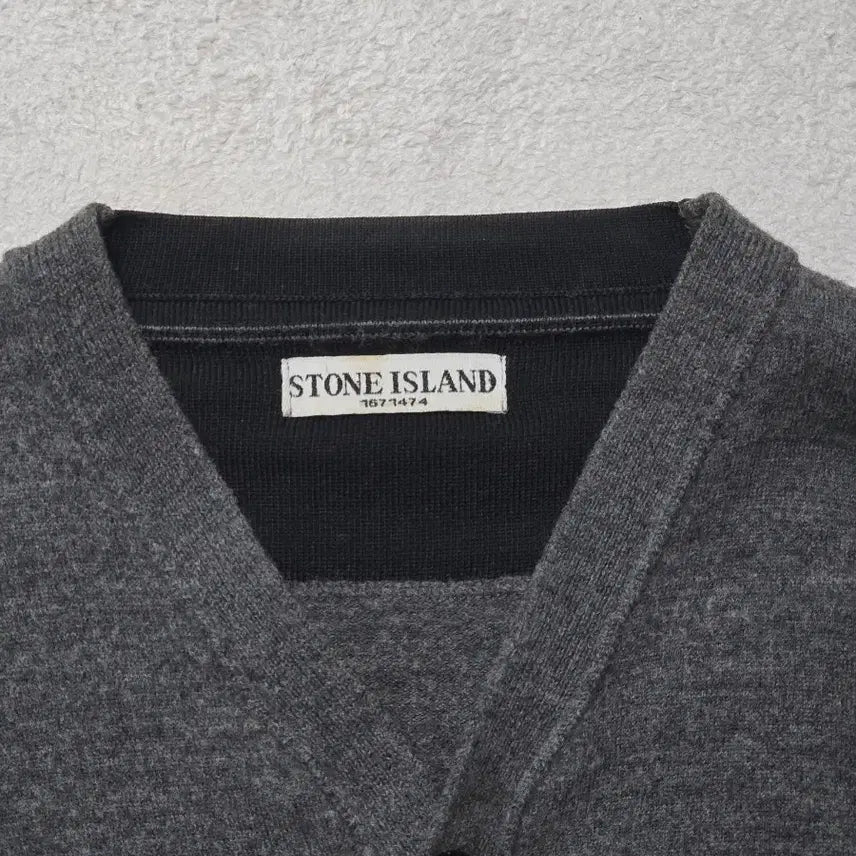 [BUNJANG] Stone Island Wool Cardigan / Stone Island 스톤아일랜드 와펜패치 울 가디건 100