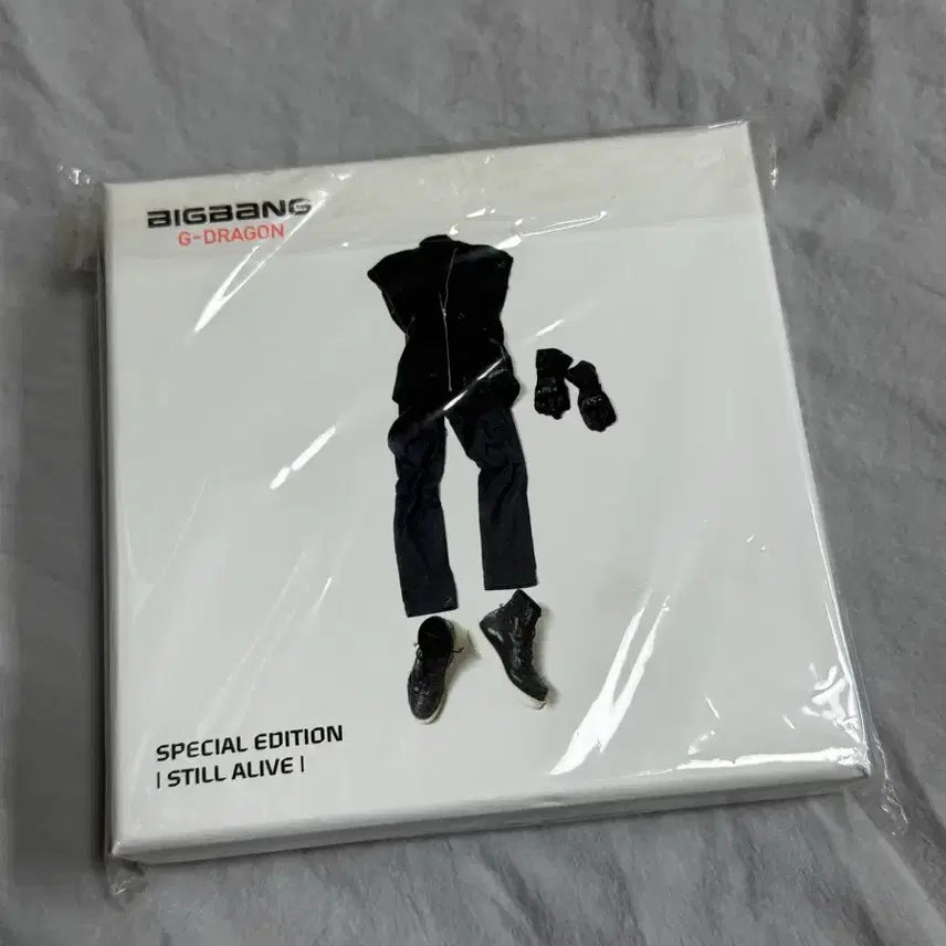 빅뱅 still alive 앨범 ( 지드래곤 스페셜 에디션 )