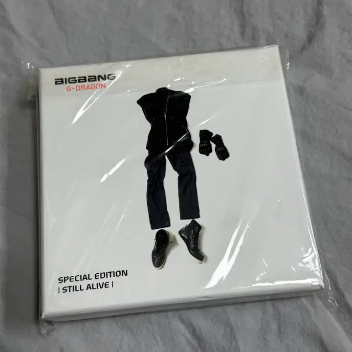 빅뱅 still alive 앨범 ( 지드래곤 스페셜 에디션 )