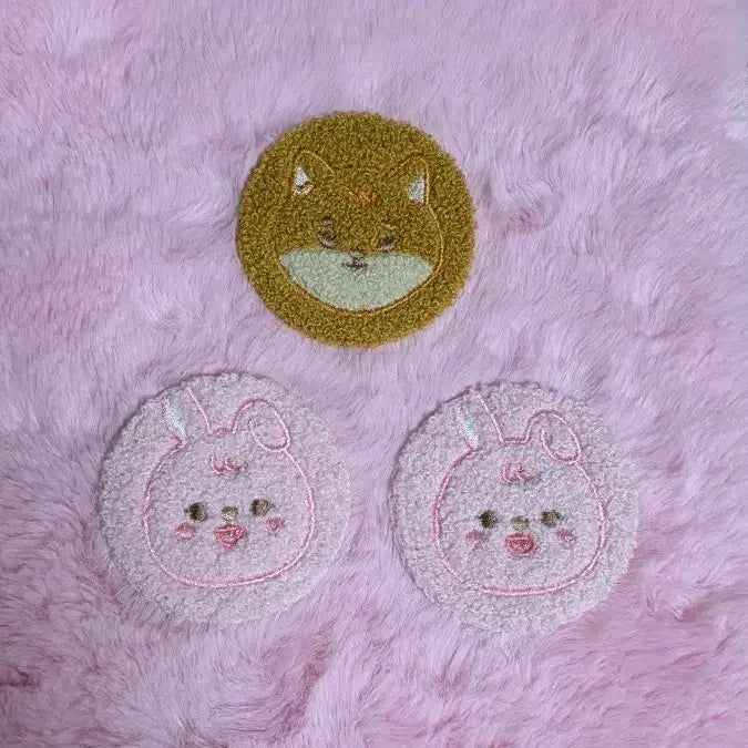 (컨페티덤) 데이식스 클콘 md 데니멀즈 시크릿 부클 캔뱃지 쁘멀 케