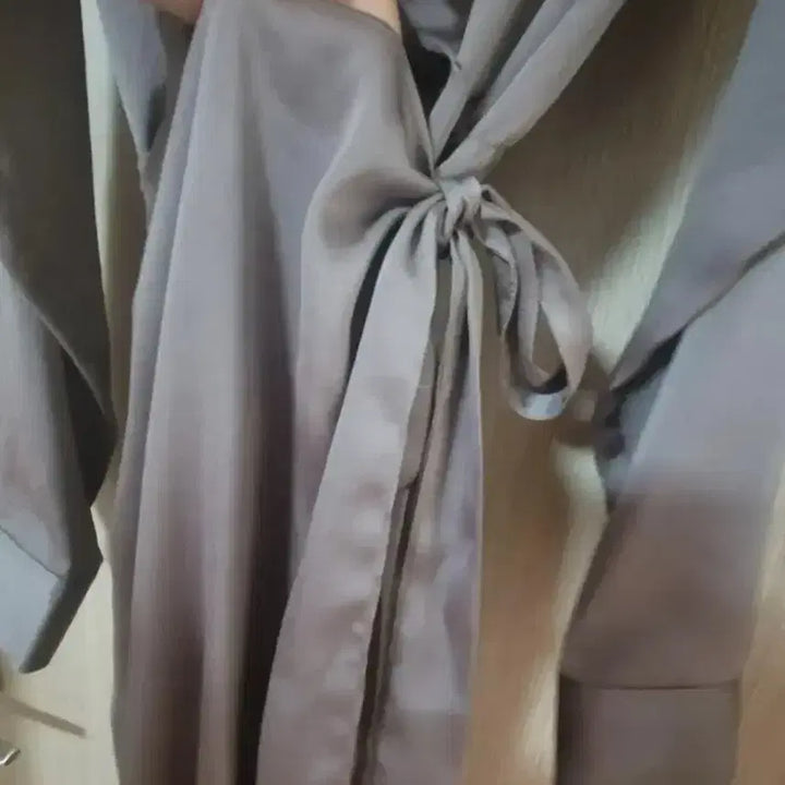 [BUNJANG] Naning9 Satin Wrap Dress / 난닝구 새틴 랩원피스 Free