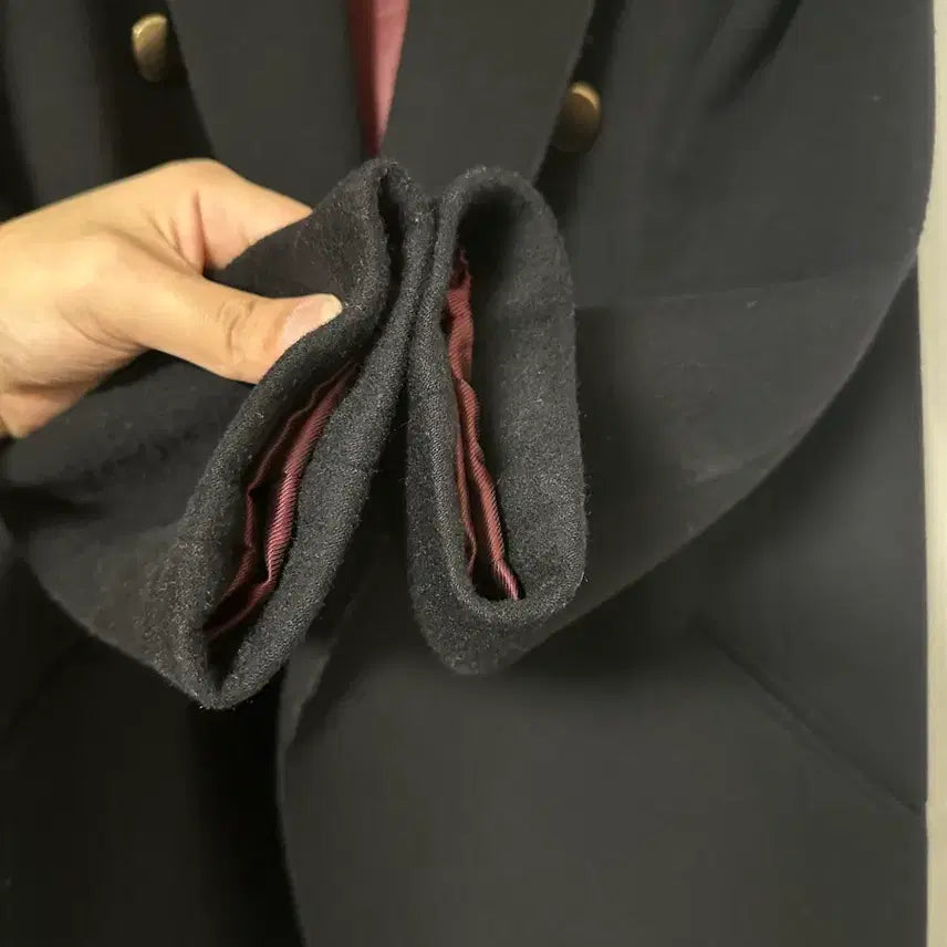 [BUNJANG] The Izzat Gold Double Coat / The Izzat 금장 더블 코트 판매