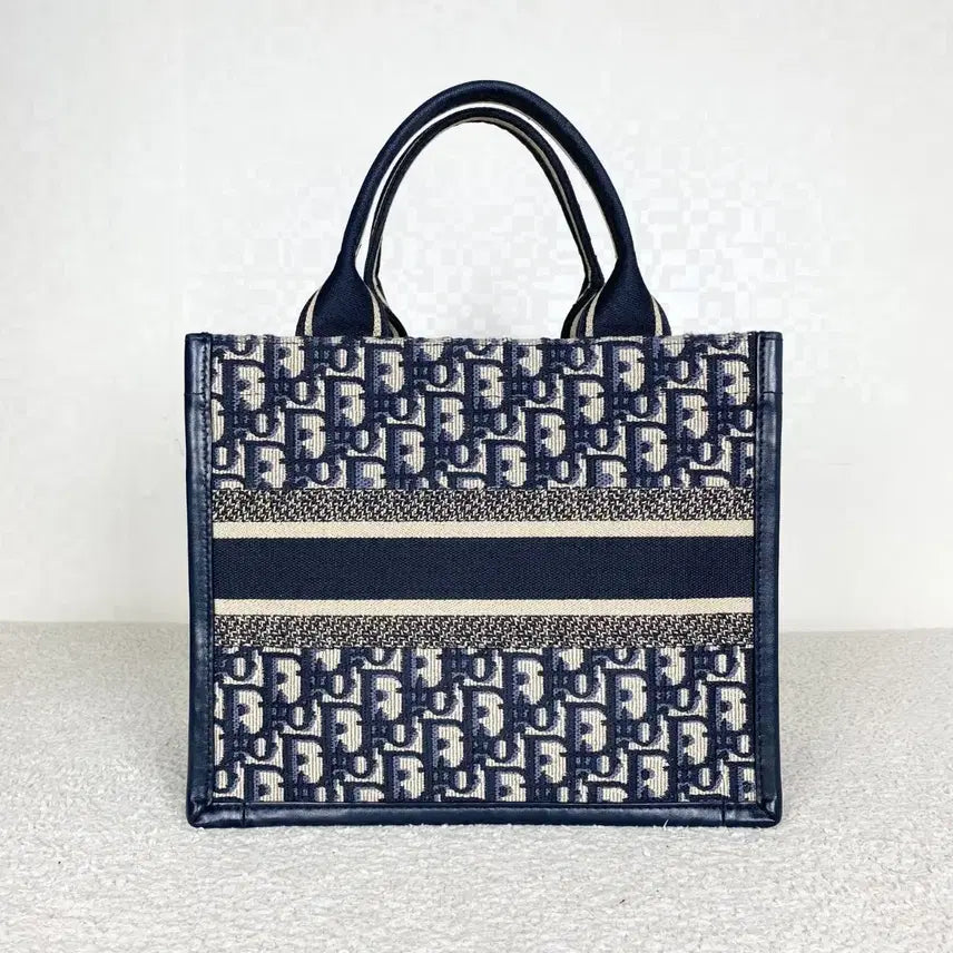 [BUNJANG] Dior Book Tote Small / 디올 북토트 스몰