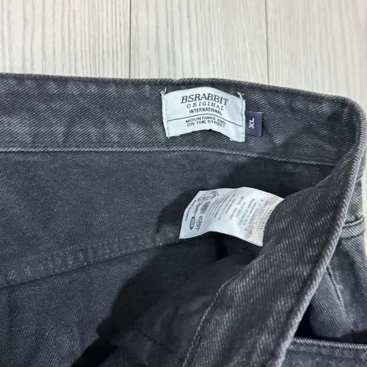 [BUNJANG] BS Rabbit Carpenter Loose Fit Denim Pants XL / BS래빗 카펜터 루즈핏 데님팬츠 xl 상태a급