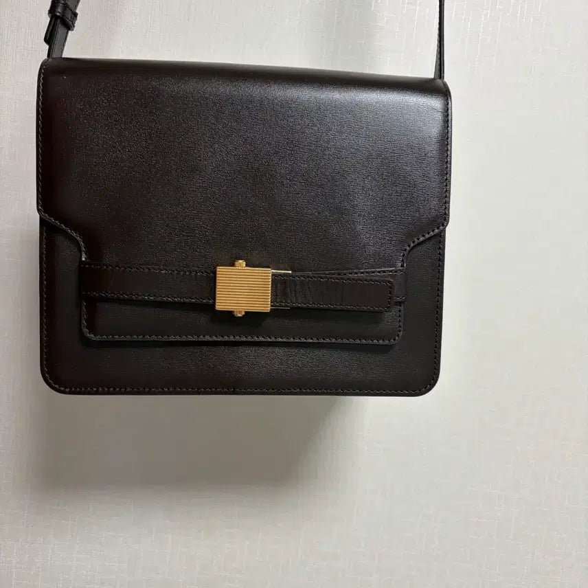 [SOLD OUT] 쿠론 노바 숄더백 24 그라운드 커피 nova shoulder 24