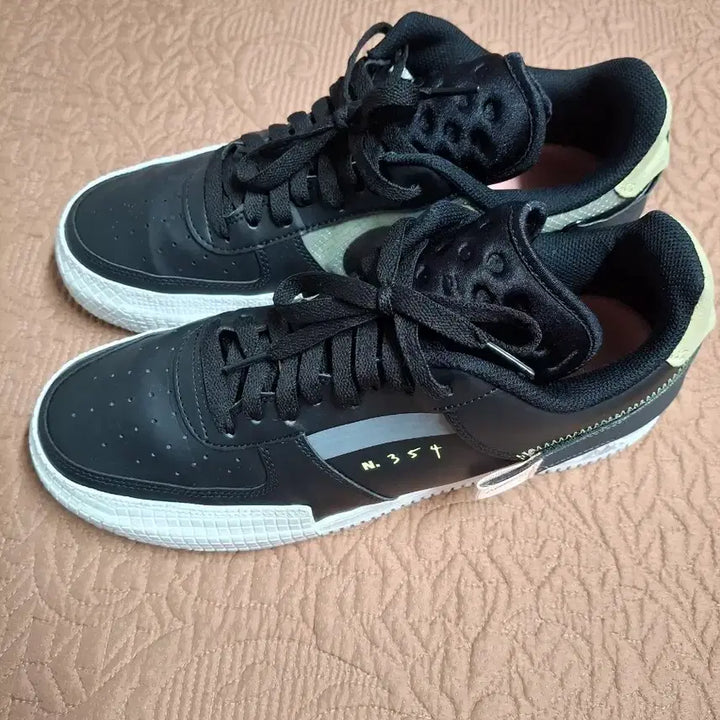 [BUNJANG] Nike Air Force 1 Type Black Pink Tint Sneakers / 290 나이키 에어포스1 타입 블랙 핑크틴트 운동화 [1166]